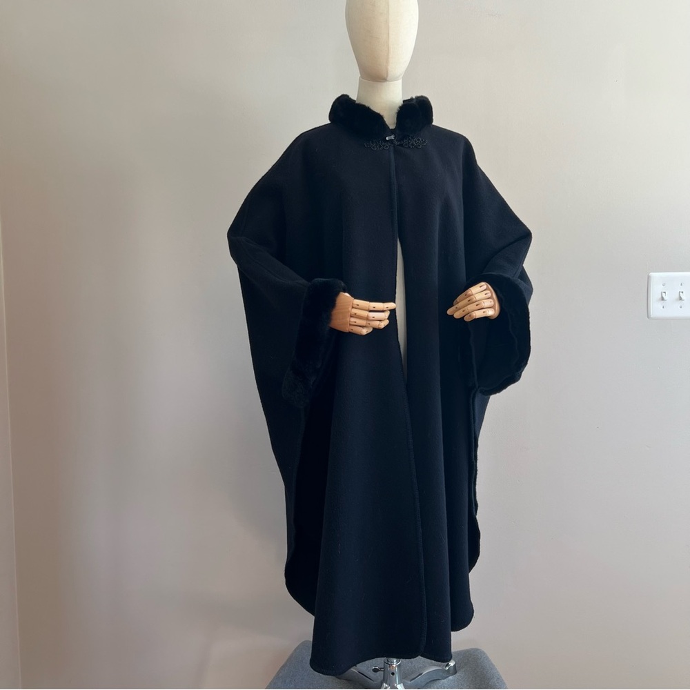 Casco Bay Wool Works Cape with Rabbit Fur Trim / Portland Maine